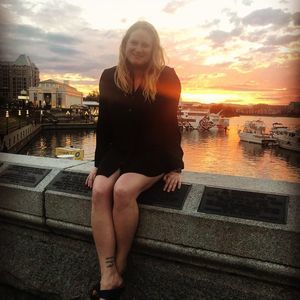 Meet your Posher, Emily